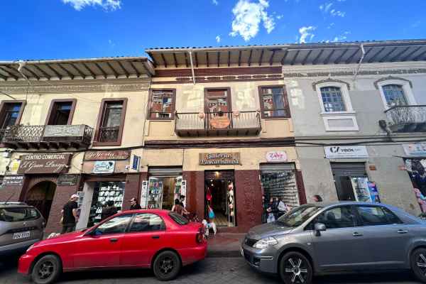 EN VENTA CASA PATRIMONIAL EN EL CENTRO HISTÓRICO .